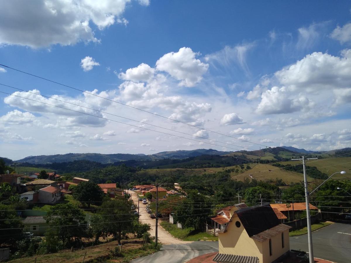 Paraiso Em Serra Negra Lindoia Com Linda Paisagem Luaran gambar